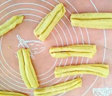 Make Pumpkin step 7