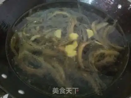 Make Eggskin mud soup step 5