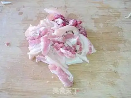 Make White fried meat step 1