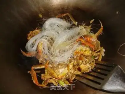 Make A fan of ginger onions step 2
