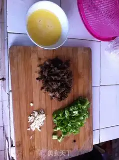 Make Pyramids for eggs step 0