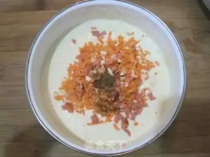 Make Garlic omelet step 5