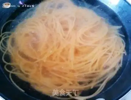 Make A strong Italian. Noodles step 2
