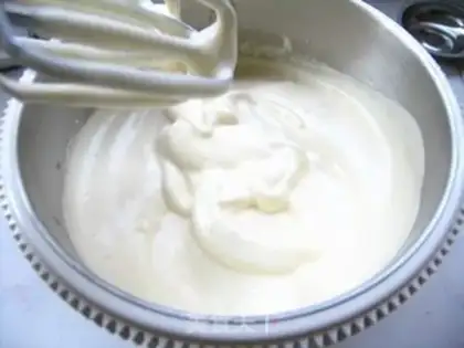 Make All the sponge cake step 4