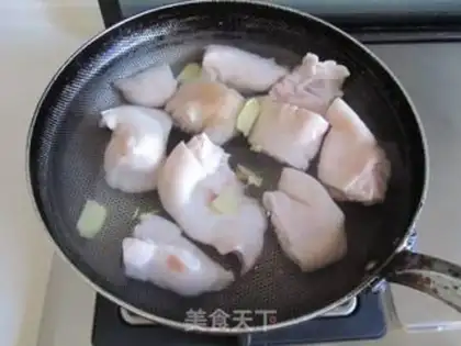 Make Piggy Piggy Hand step 1