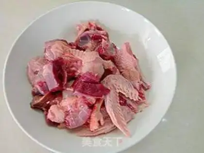 Make Red-tree-cooked pigeon step 0