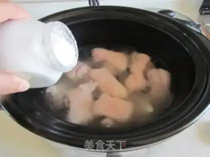 Make Piggy Piggy Hand step 7
