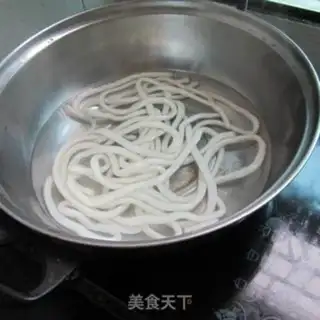 Make Spicy potatoes step 1