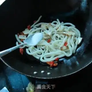 Make Scrambled rice shrimp and powdered powder step 2