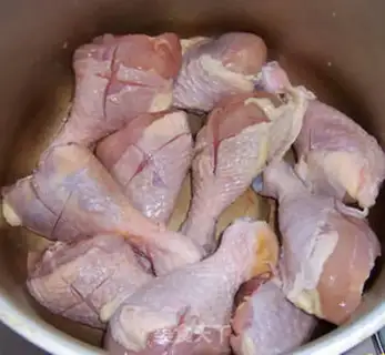 Make Shannon makes a chicken leg step 0