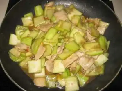 Make Pork stew step 0