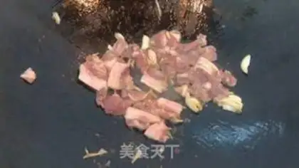 Make Autumn fried meat step 2