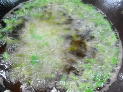 Make Bean-breaded clams step 1