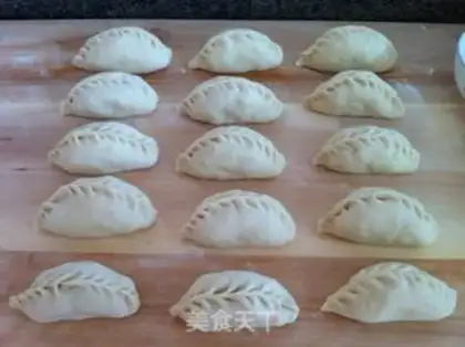 Make Puffy pork buns step 14