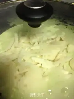 Make Eggs blueberry mashed potatoes step 1