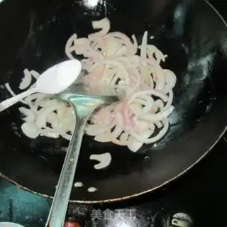 Make The fragrance fragrance of bean sauce step 4
