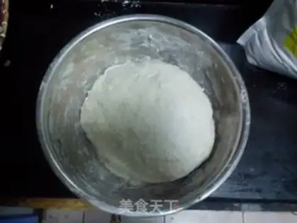 Make Egg-bread step 1