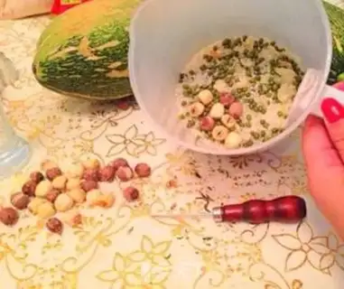 Make Pumpkin green bean congee step 6