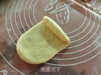 Make Cheese hand tore bread step 4