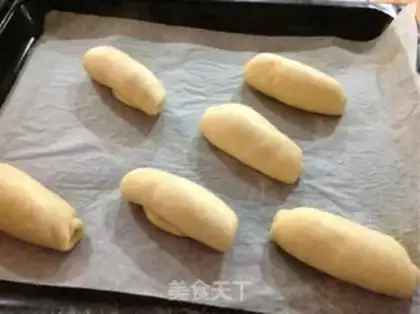 Make Cheese hand tore bread step 5