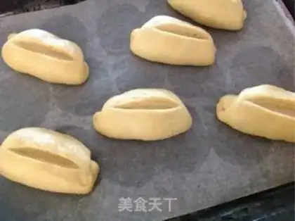 Make Cheese hand tore bread step 6