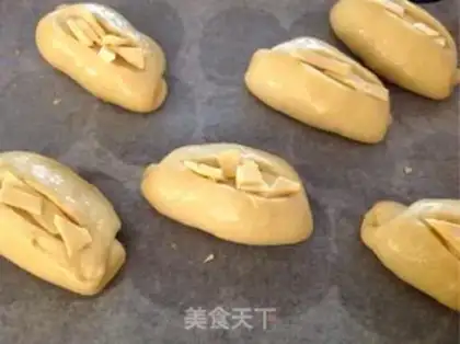Make Cheese hand tore bread step 7