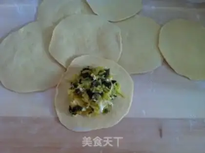 Make Egg melon tacos step 7