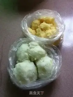 Make Homemade pineapples step 1