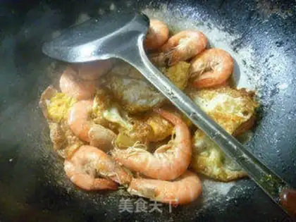 Make Shrimp with eggs step 10