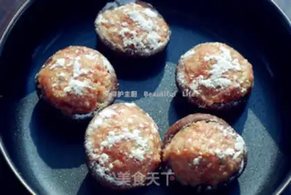 Make Japanese photos burning mushroom meat box step 6
