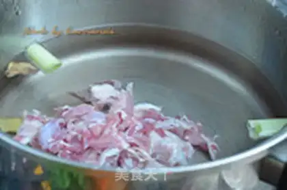Make Carrot meat porridge step 2