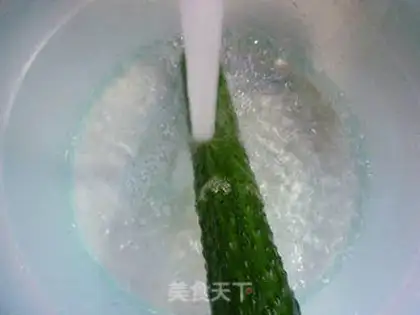 Make Sour chicken with cucumbers step 1