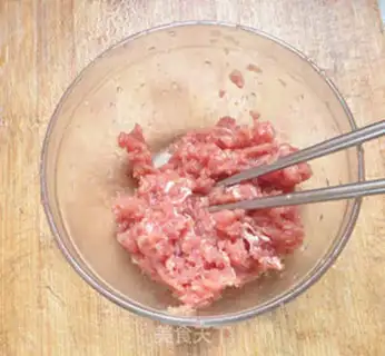 Make Pork omelet step 1