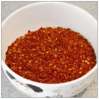 Make Homemade pepper oil step 0