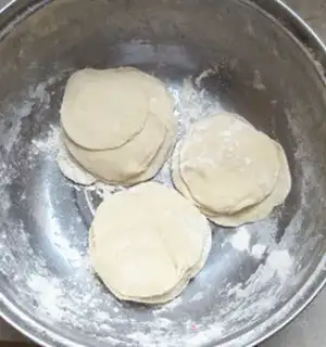 Make Homemade pepper oil step 1