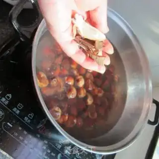Make Bean and sand roll bread step 5