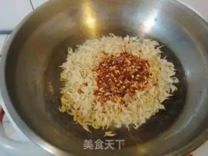 Make Spicy shrimp step 1