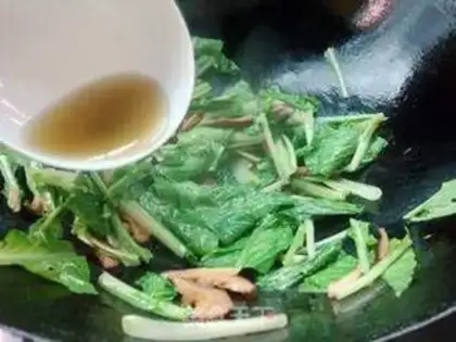 Make Fry mushrooms and cabbage step 7