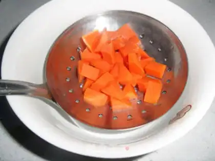Make cucumber with almonds step 2