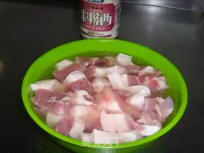 Make Red meat stew, tofu step 0