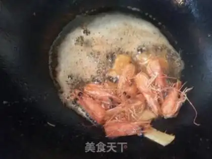 Make Shrimp noodles with sauerkraut head step 8