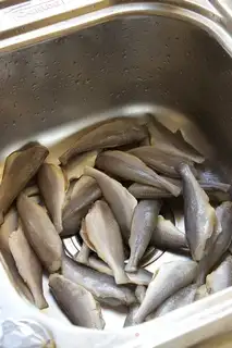 Make Snack, yellow fish step 9