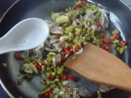 Make Spicy chicken step 4
