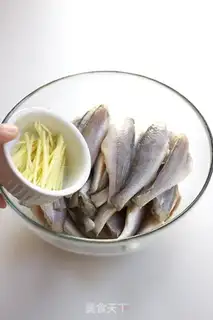 Make Snack, yellow fish step 11