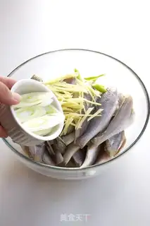 Make Snack, yellow fish step 12