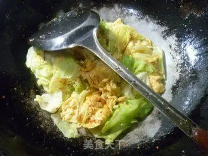Make Eggs and cabbage step 8