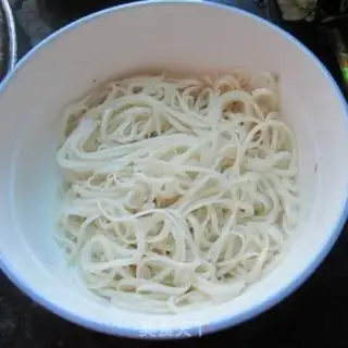 Make Fresh chicken noodles step 4