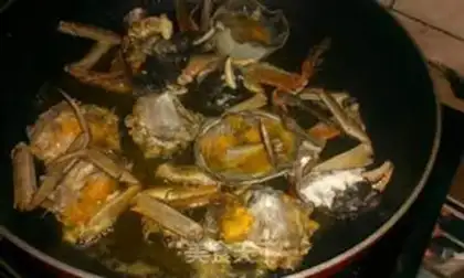 Make Thai fried crabs step 4