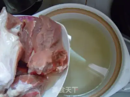 Make The sea belt has a bone soup step 4