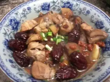 Make Chestnut steamed chicken step 3